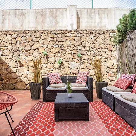 Апартаменты House Elviria *