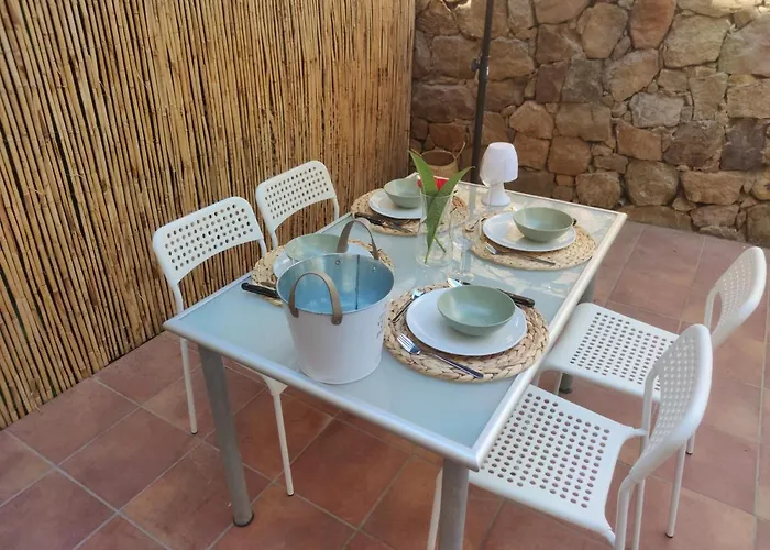 House Elviria アパート *